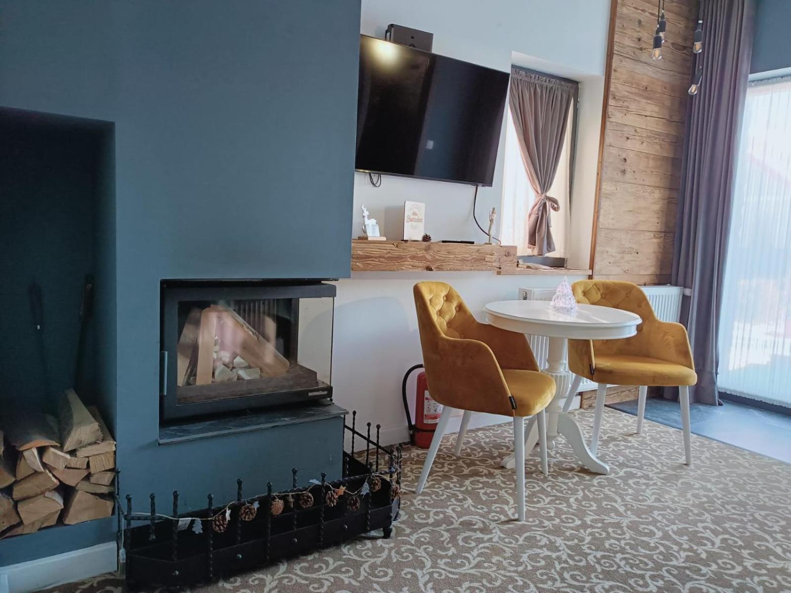 Residence Rooms Bucovina Kimpulung Mołdawski Zewnętrze zdjęcie