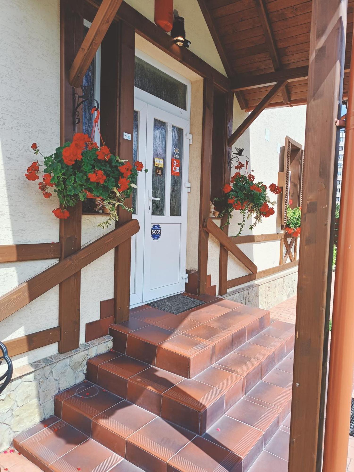 Residence Rooms Bucovina Kimpulung Mołdawski Zewnętrze zdjęcie