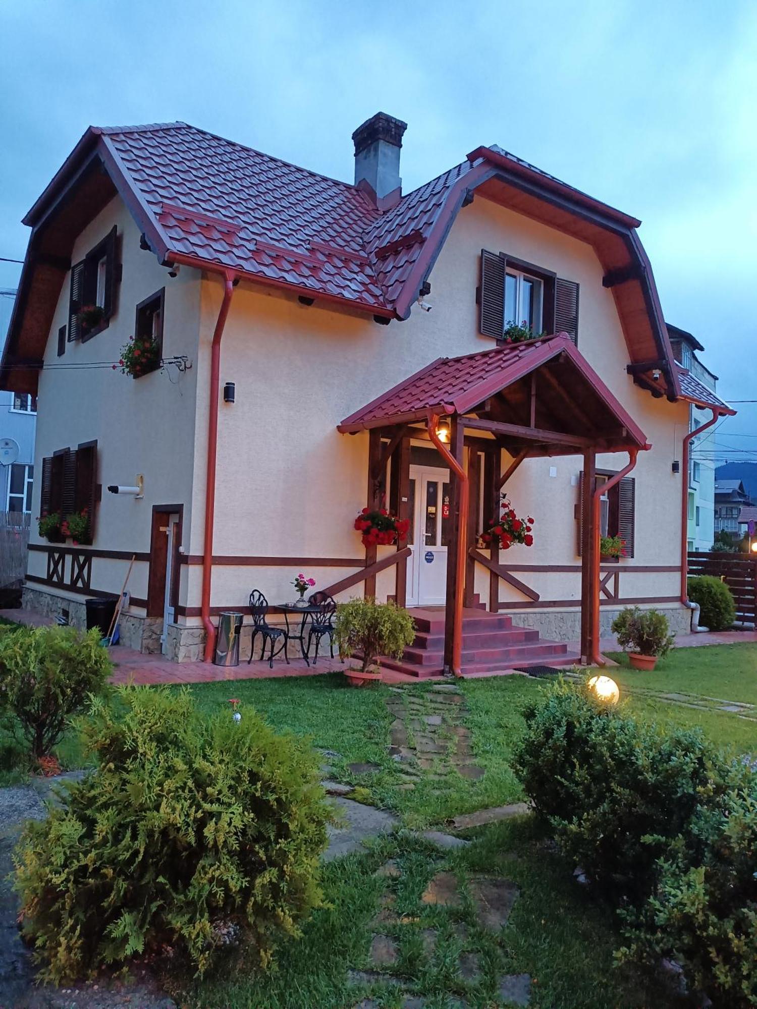 Residence Rooms Bucovina Kimpulung Mołdawski Zewnętrze zdjęcie