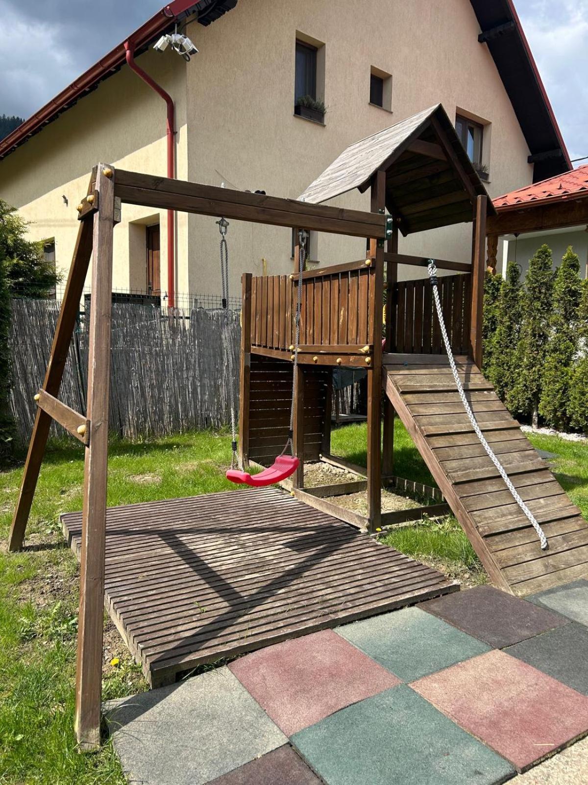 Residence Rooms Bucovina Kimpulung Mołdawski Zewnętrze zdjęcie